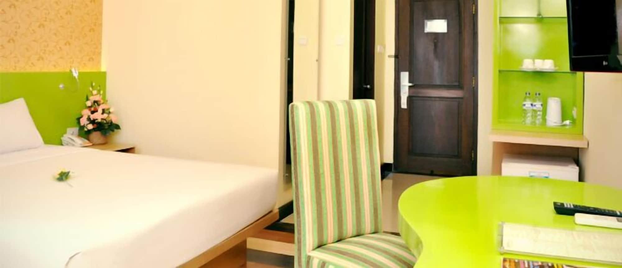 Pandanaran Hotel Semarang Ngoại thất bức ảnh