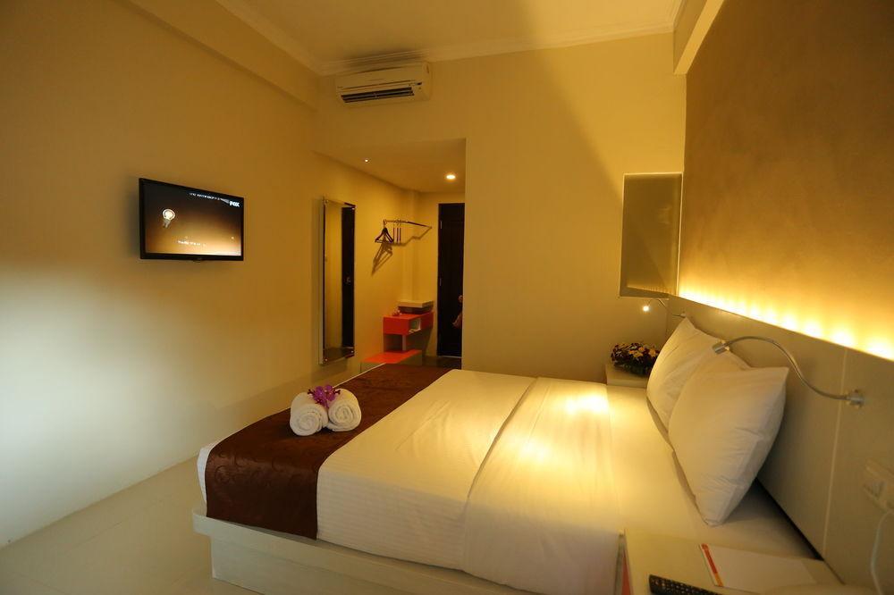 Pandanaran Hotel Semarang Ngoại thất bức ảnh