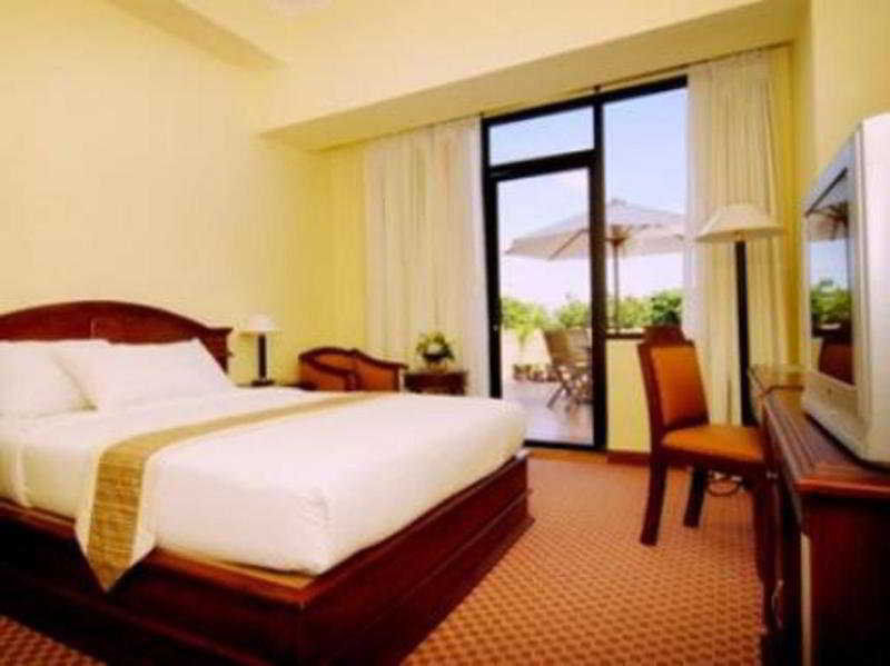 Pandanaran Hotel Semarang Ngoại thất bức ảnh