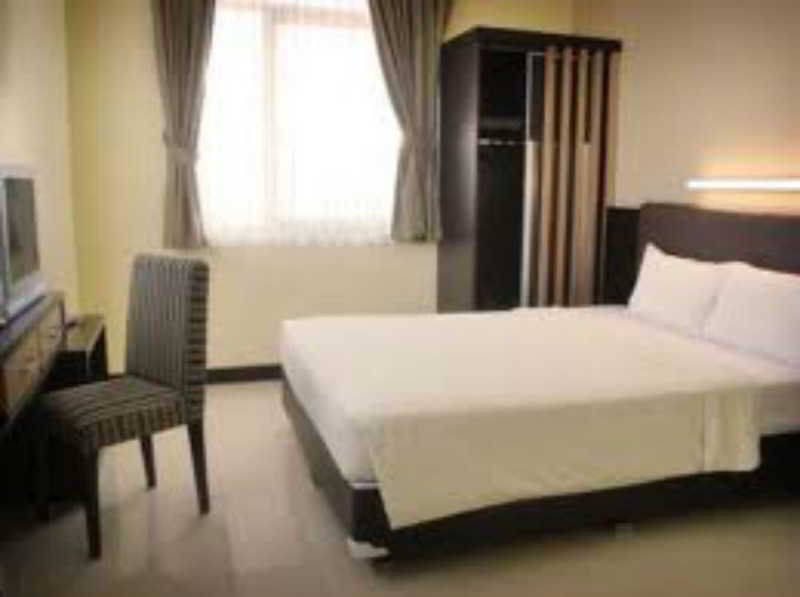 Pandanaran Hotel Semarang Ngoại thất bức ảnh