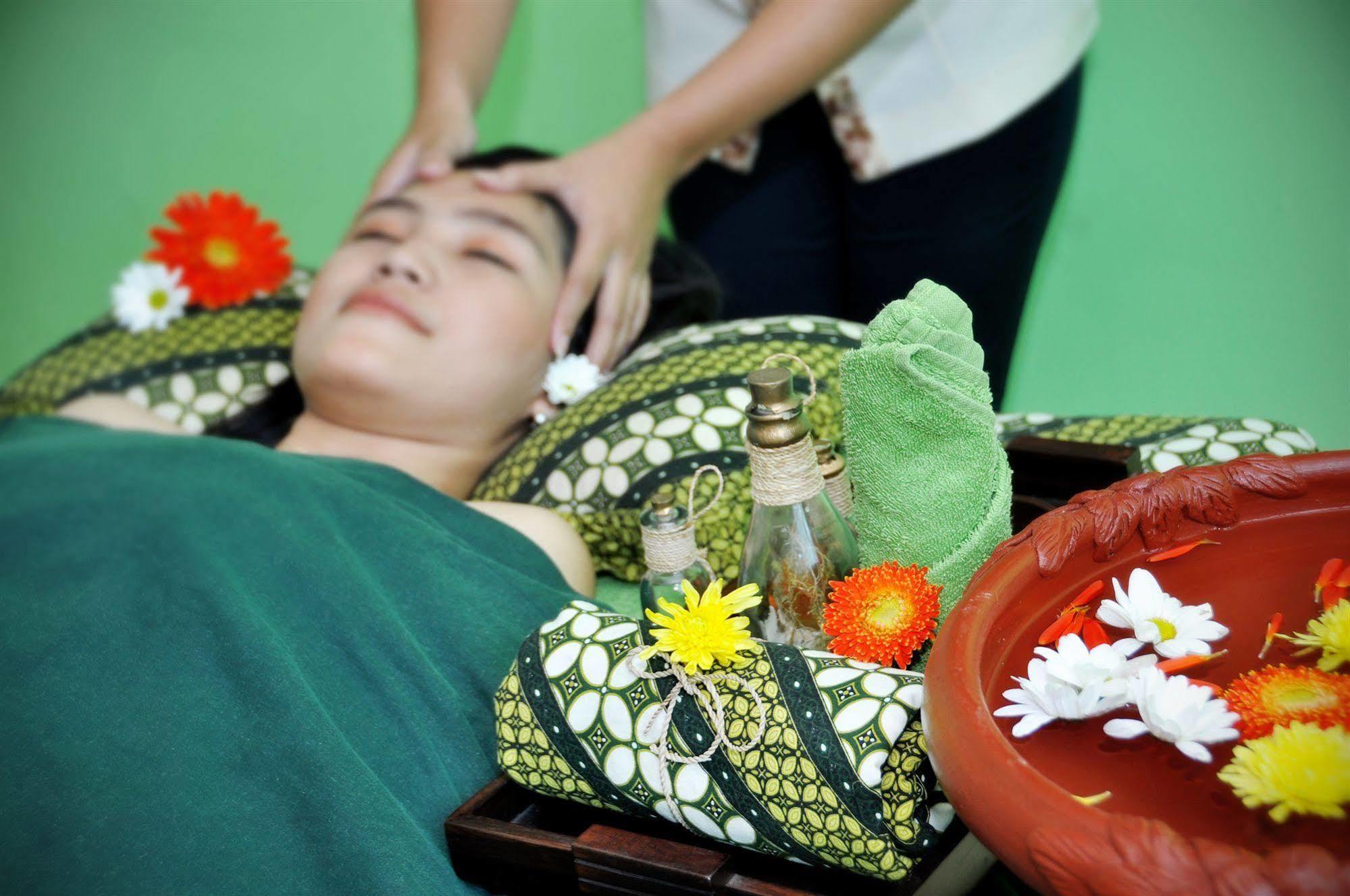 Pandanaran Hotel Semarang Ngoại thất bức ảnh