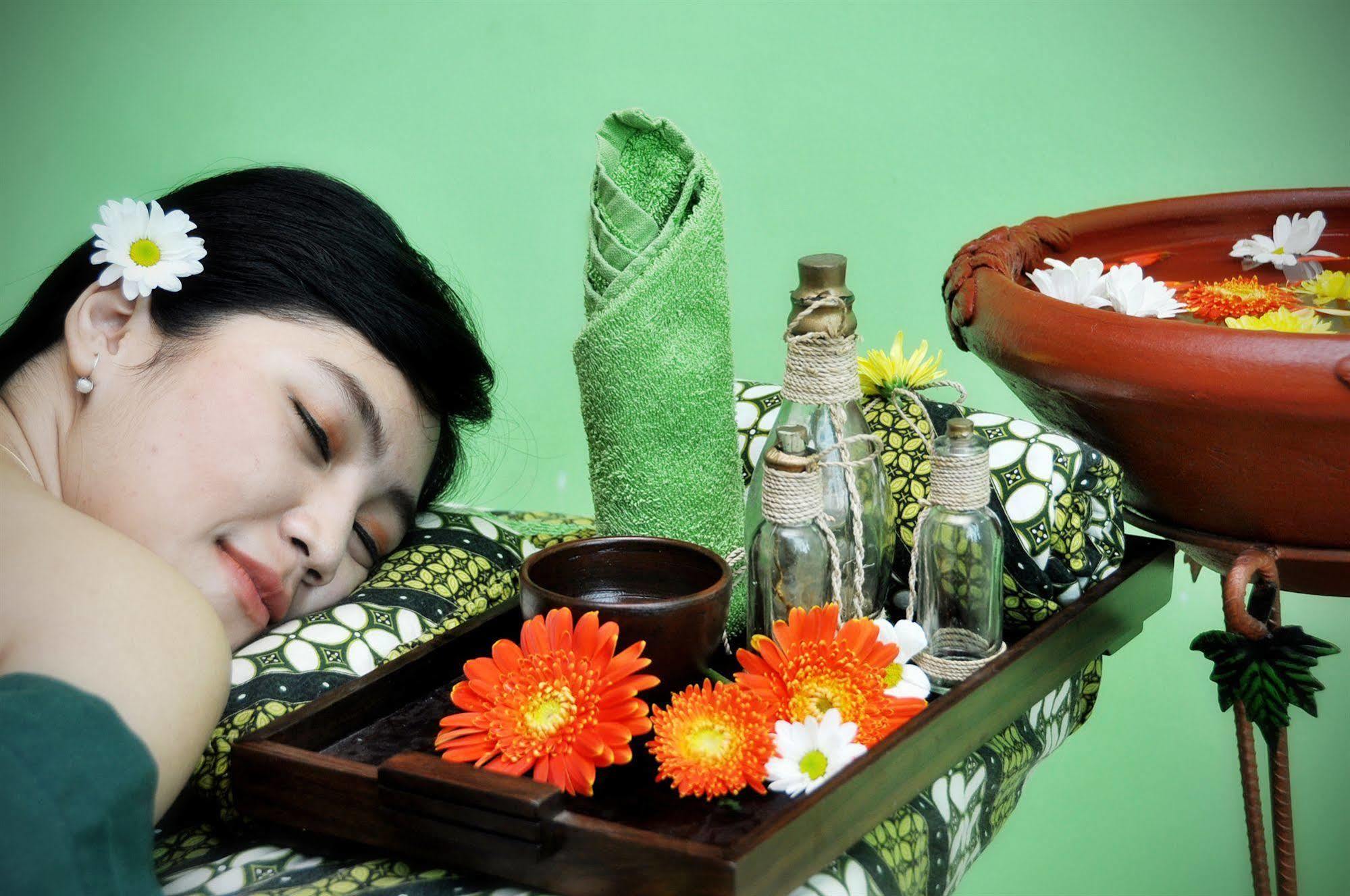 Pandanaran Hotel Semarang Ngoại thất bức ảnh