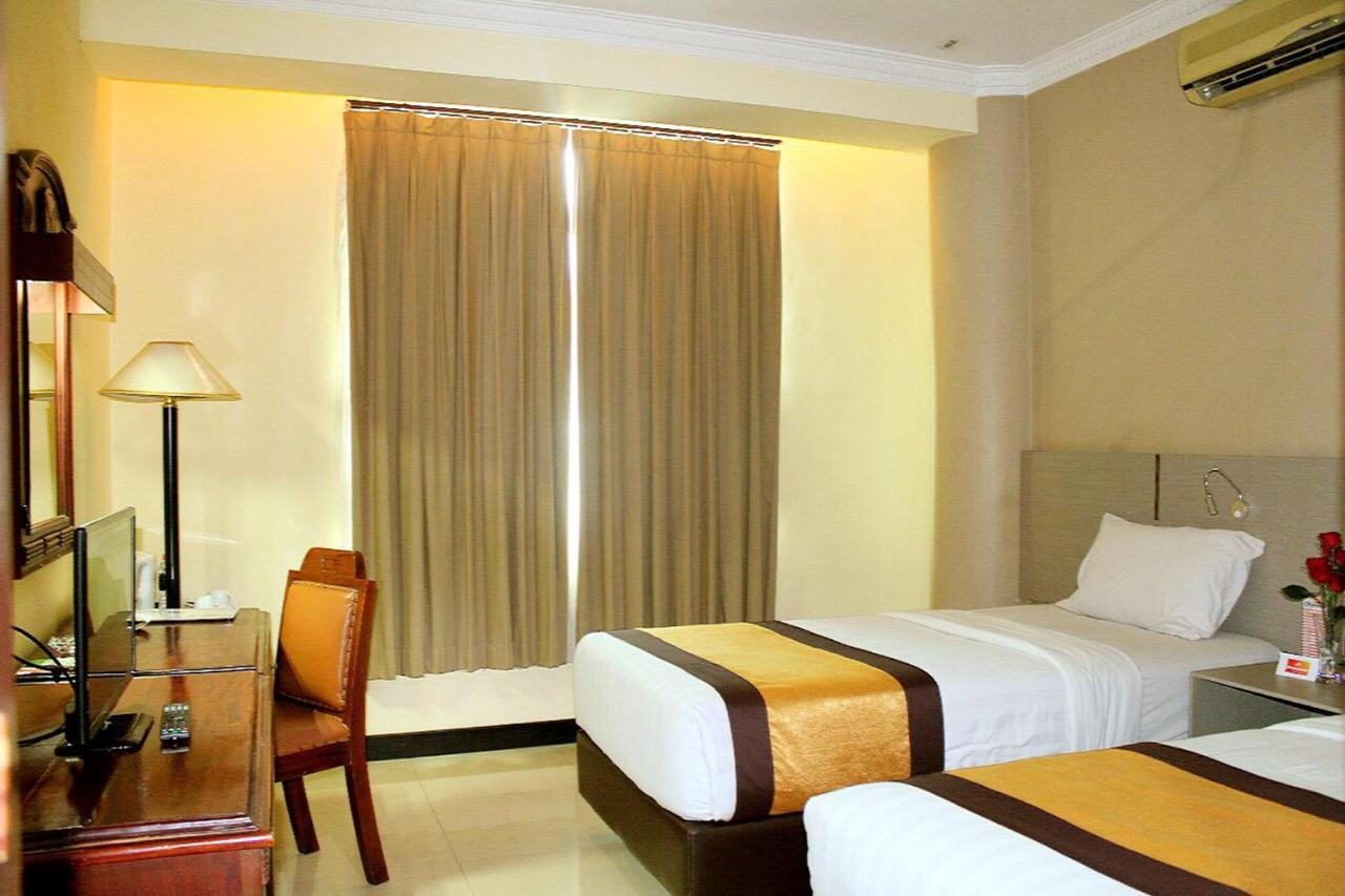 Pandanaran Hotel Semarang Ngoại thất bức ảnh